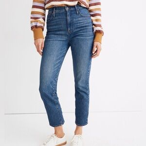 Madewell Classic Straight Jeans in Coldbrook Wash AF697 - Size 26
